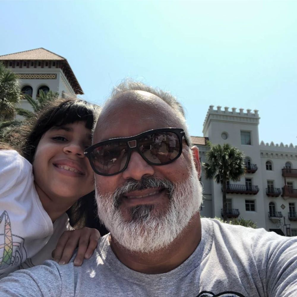 Meet your Posher, Javier